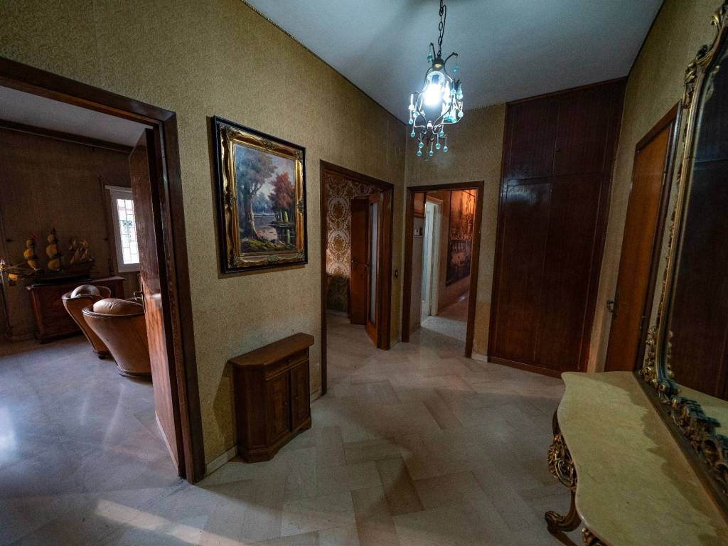 appartamento in vendita a Roma in zona Ostia