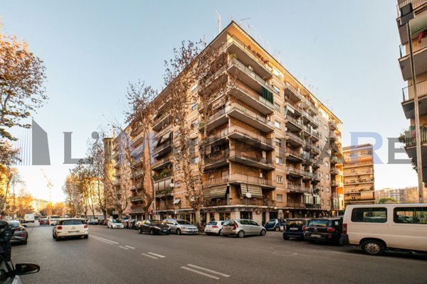 appartamento in vendita a Roma in zona Portuense