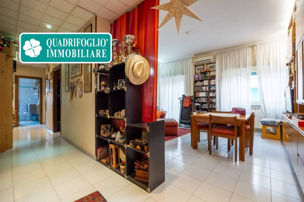 appartamento in vendita a Roma in zona Ostia