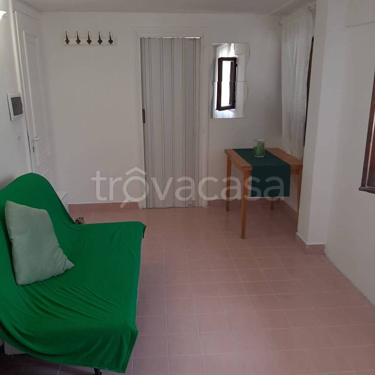 monolocale in vendita a Roma in zona Tomba di Nerone