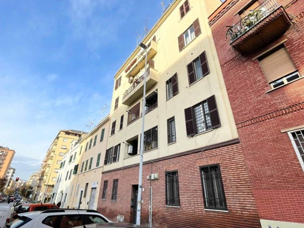 appartamento in vendita a Roma in zona Prenestino-Labicano