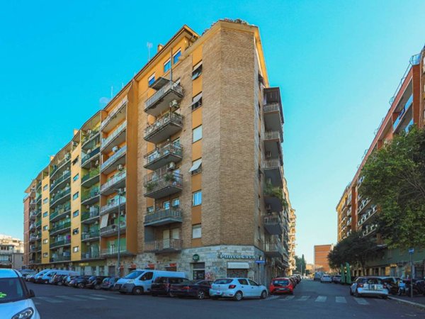 appartamento in vendita a Roma in zona Prenestino-Centocelle