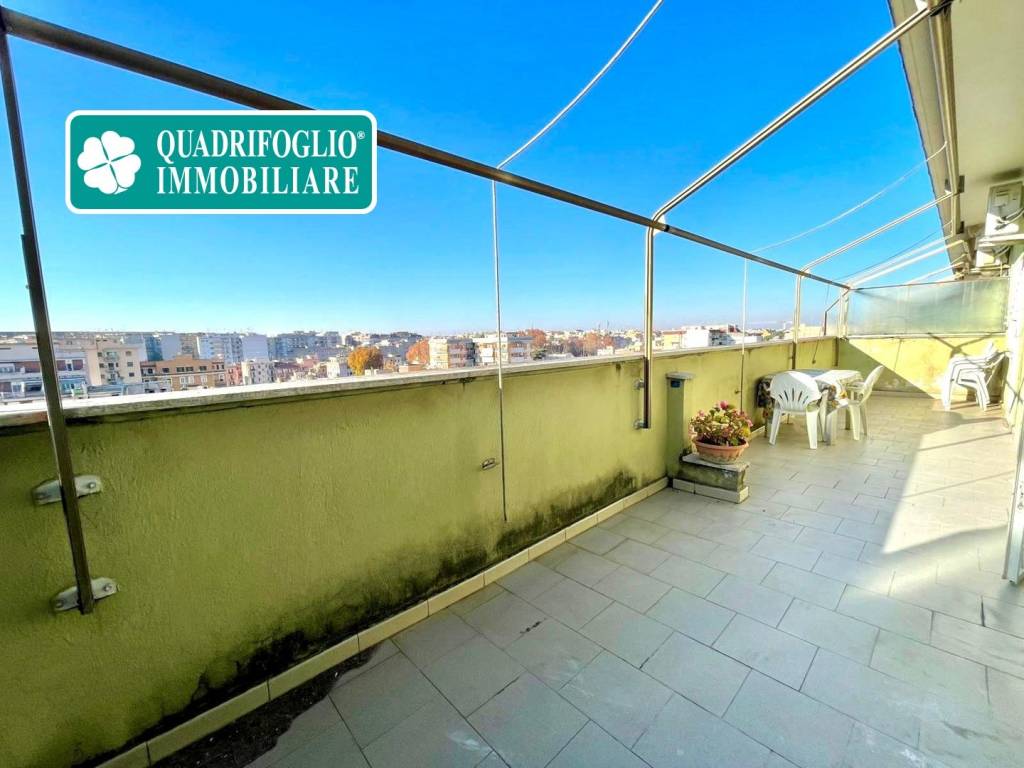 appartamento in vendita a Roma in zona Tuscolano