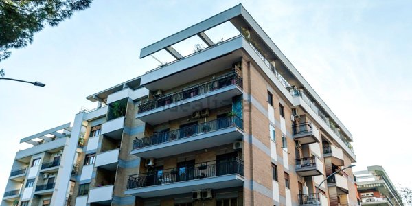 appartamento in vendita a Roma in zona Appio Latino