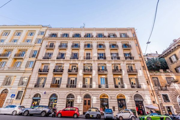 appartamento in vendita a Roma in zona Rione Monti/Campitelli