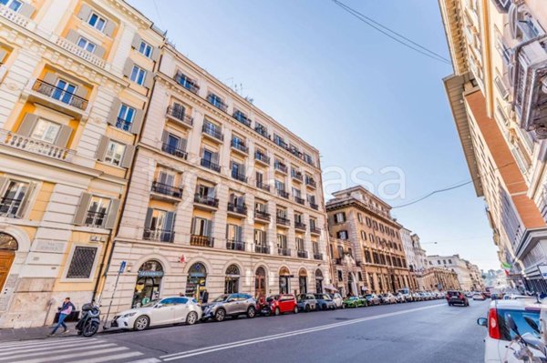 appartamento in vendita a Roma in zona Rione Monti/Campitelli