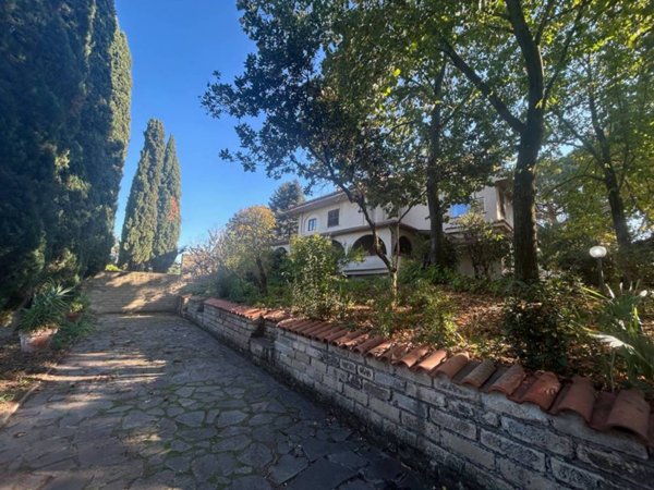 casa indipendente in vendita a Roma in zona Casal Boccone