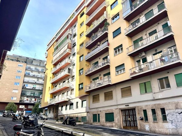 appartamento in vendita a Roma in zona Appio Latino