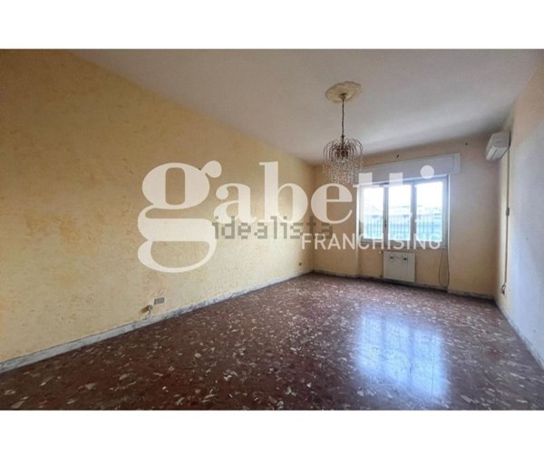 appartamento in vendita a Roma in zona Tuscolano