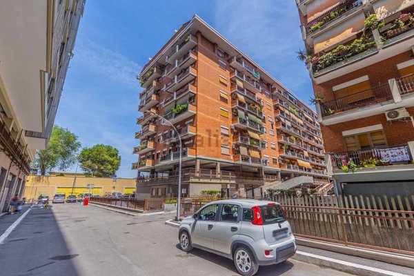 appartamento in vendita a Roma in zona Collatino