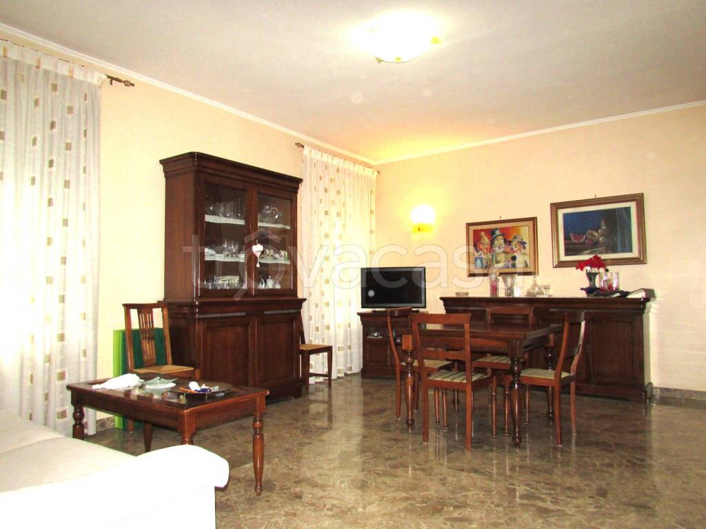 appartamento in vendita a Roma in zona Prenestino-Labicano