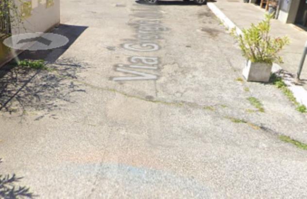 negozio in vendita a Roma in zona Vitinia