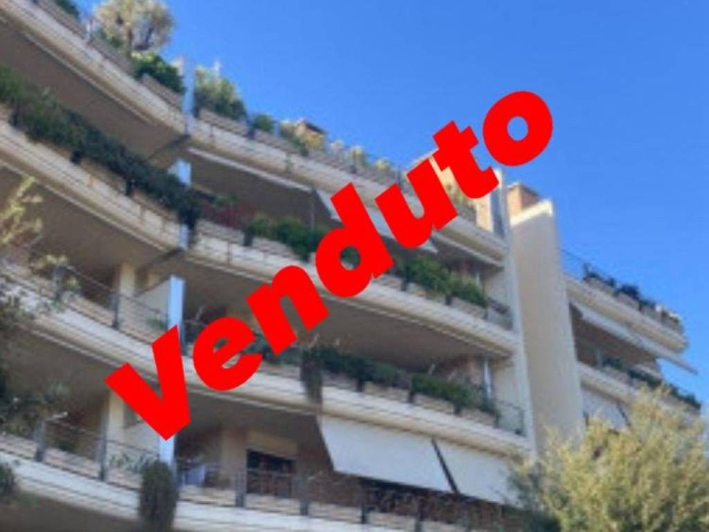 appartamento in vendita a Roma in zona Mezzocammino