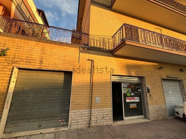 ufficio in vendita a Roma in zona Tor Bella Monaca