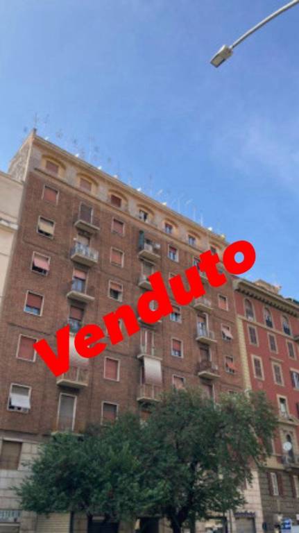 appartamento in vendita a Roma in zona Tuscolano