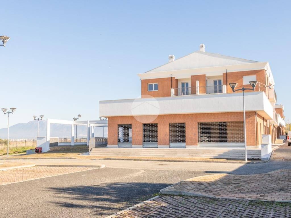 appartamento in vendita a Roma in zona Castelverde