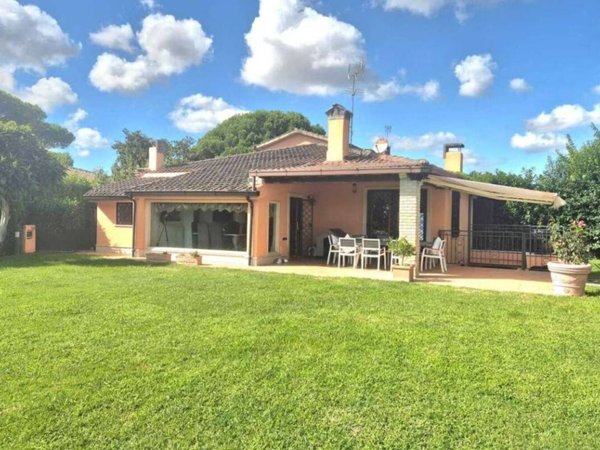 casa indipendente in vendita a Roma in zona Olgiata