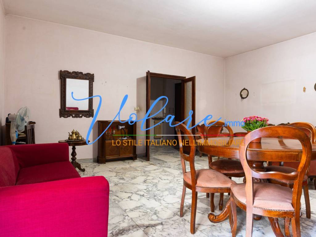 appartamento in vendita a Roma in zona Tuscolano