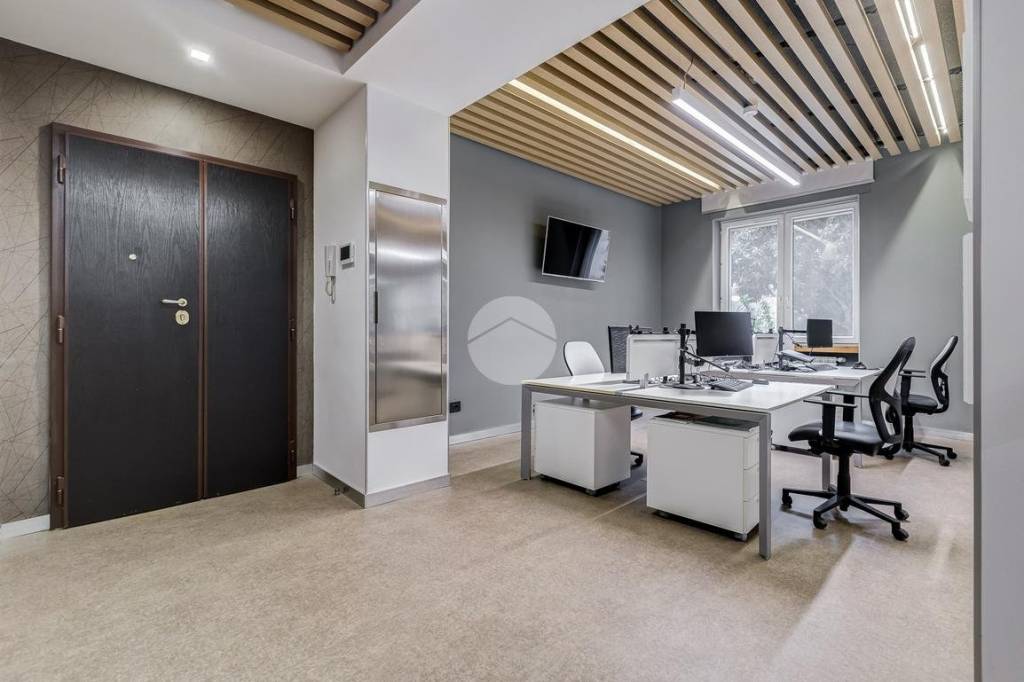 appartamento in vendita a Roma in zona Ostiense