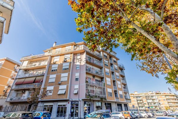 appartamento in vendita a Roma in zona Collatino