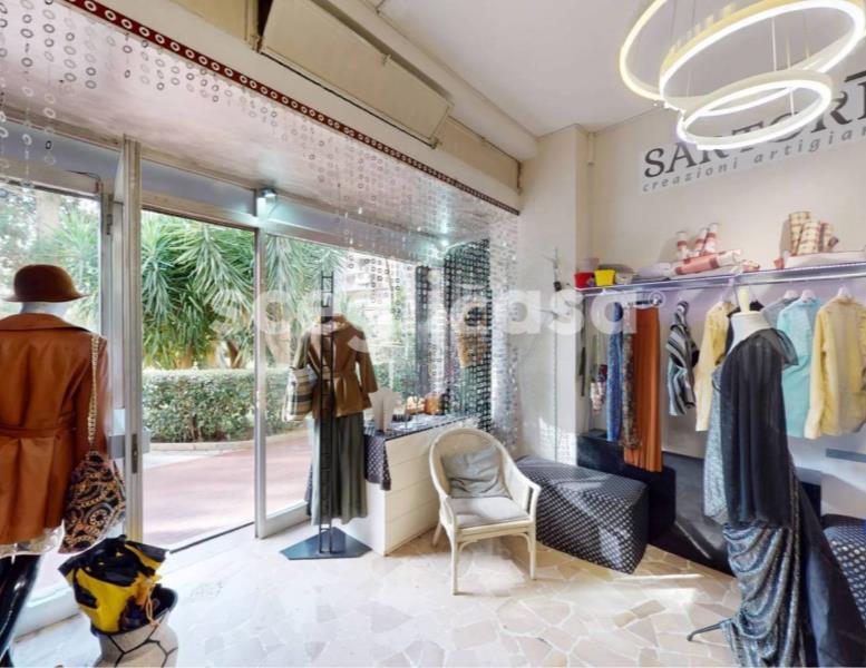 locale commerciale in vendita a Roma in zona Gianicolense