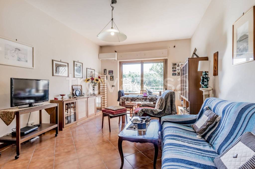 appartamento in vendita a Roma in zona San Basilio