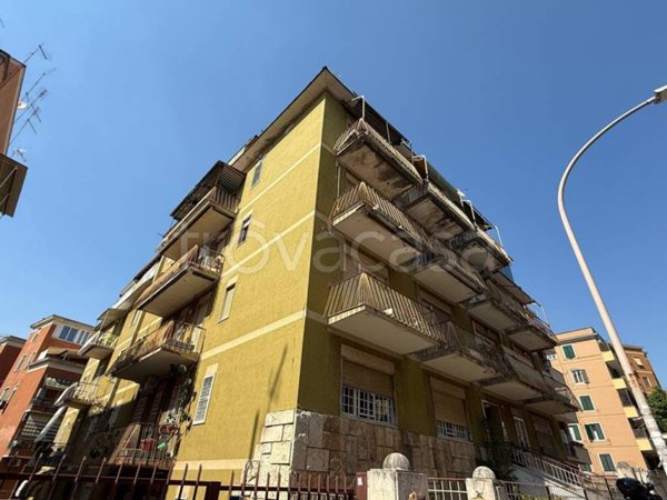 appartamento in vendita a Roma in zona Gianicolense