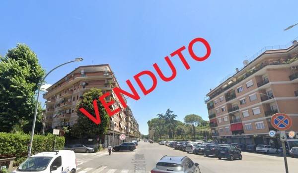 appartamento in vendita a Roma in zona Tuscolano