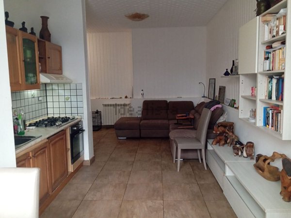 appartamento in vendita a Roma in zona Torre Gaia