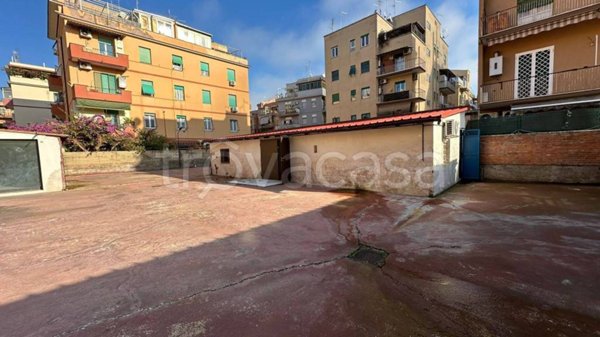 appartamento in vendita a Roma in zona Prenestino-Centocelle