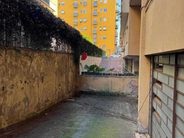 casa semindipendente in vendita a Roma in zona Appio Claudio