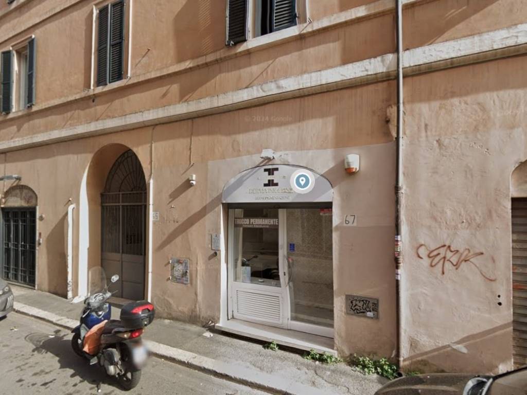 negozio in vendita a Roma in zona Aurelio