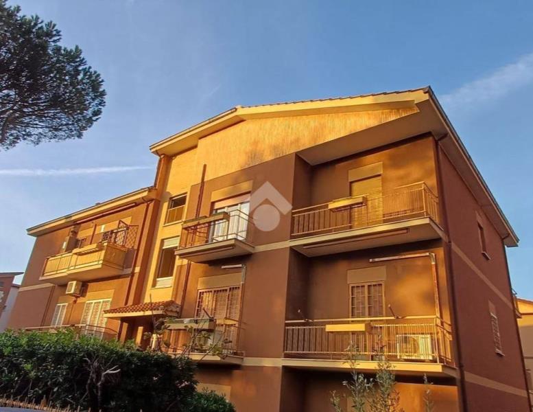 appartamento in vendita a Roma in zona Appio Pignatelli