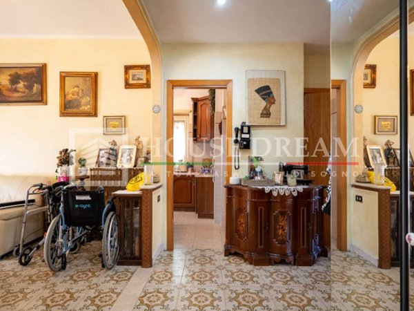 appartamento in vendita a Roma in zona Don Bosco