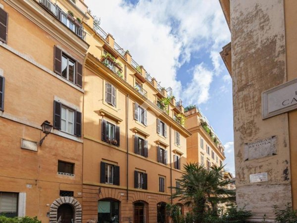 appartamento in vendita a Roma in zona Rione di Ponte