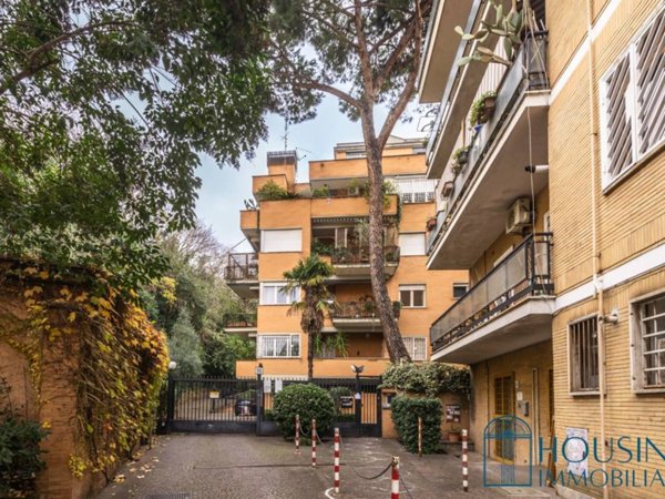 appartamento in vendita a Roma in zona Della Vittoria