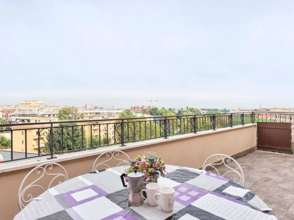 appartamento in vendita a Roma in zona Tiburtino