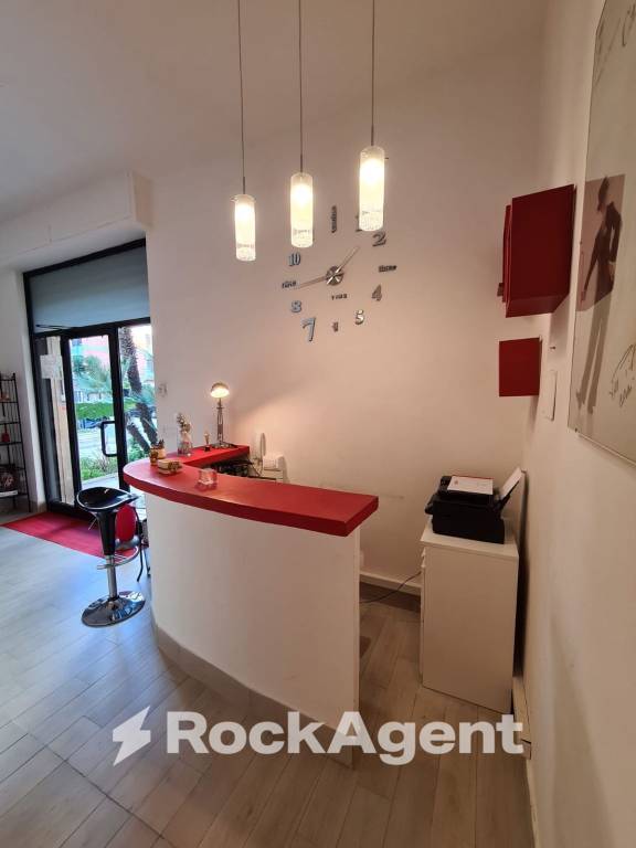 negozio in vendita a Roma