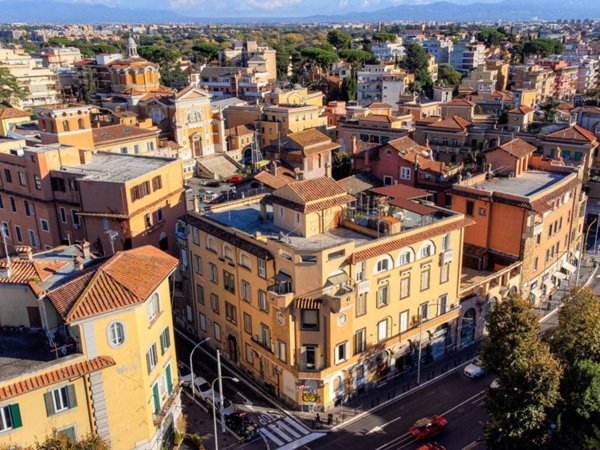 appartamento in vendita a Roma in zona Monte Sacro/Talenti