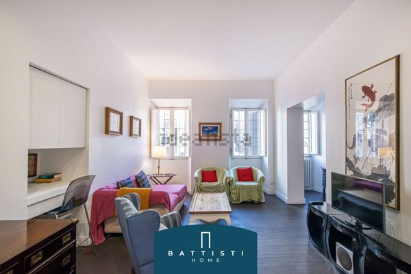 appartamento in vendita a Roma in zona Parione/Sant'Eustachio