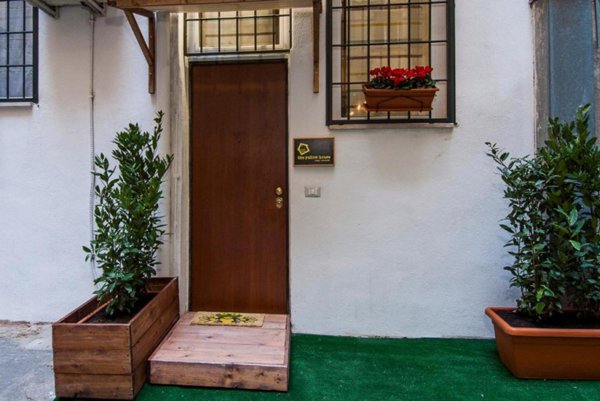 negozio in vendita a Roma in zona Castro Pretorio