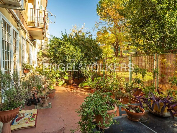 appartamento in vendita a Roma in zona Ostiense