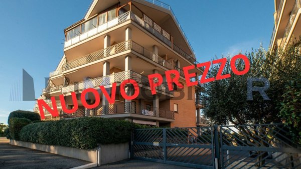 appartamento in vendita a Roma in zona Selva Candida