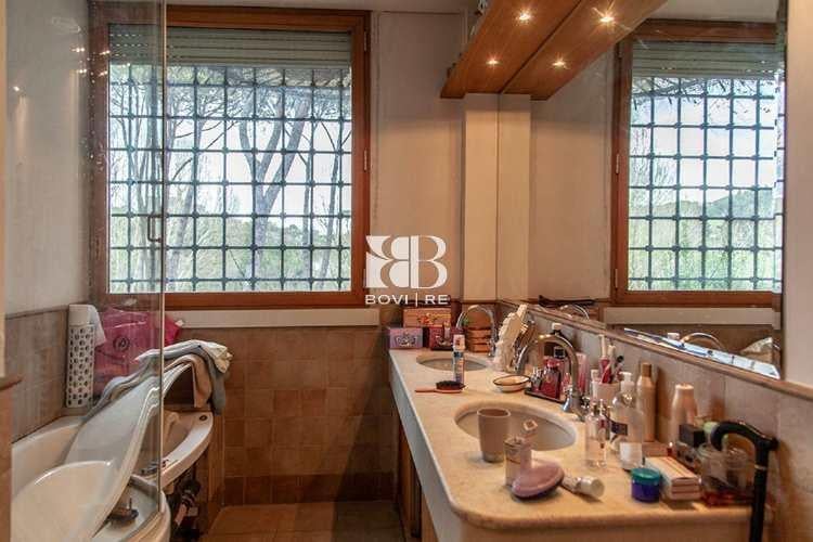 casa indipendente in vendita a Roma