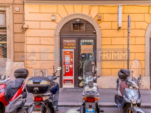 negozio in vendita a Roma in zona Salario
