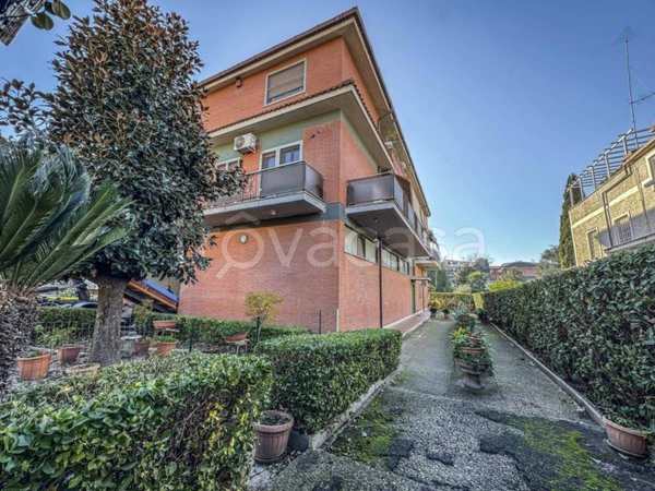 appartamento in vendita a Roma in zona Acilia