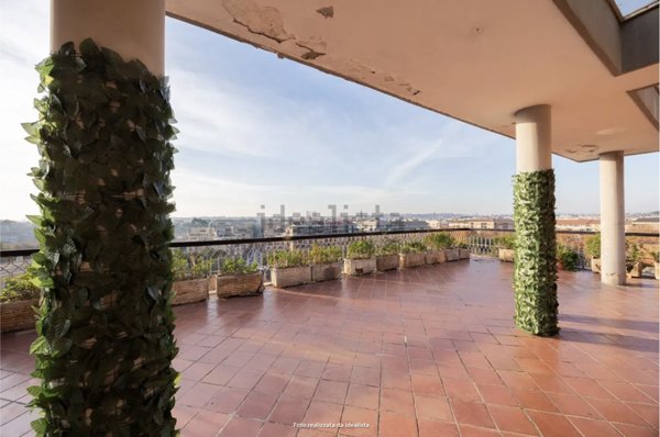 appartamento in vendita a Roma in zona Ostiense