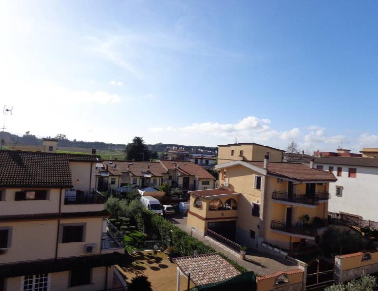 appartamento in vendita a Roma in zona Ponte di Nona