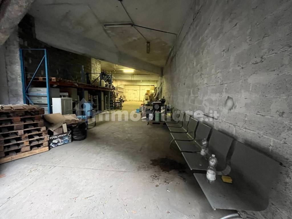 locale commerciale in vendita a Roma in zona Gianicolense