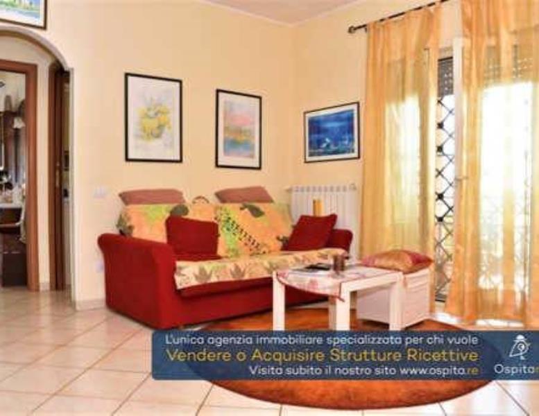 appartamento in vendita a Roma in zona Lunghezza